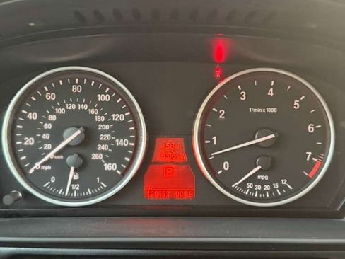 Used 2010 BMW 528i xDrive Sedan image 33