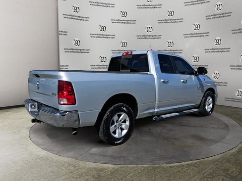 Used 2017 RAM 1500 Classic SLT RWD image 5