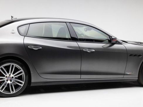 Used 2017 Maserati Quattroporte S GranSport Q4 image 39