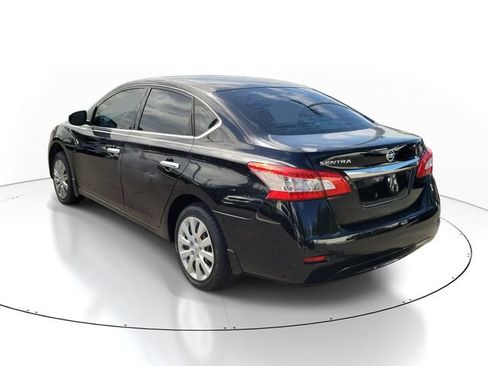 Used 2015 Nissan Sentra S FWD image 5
