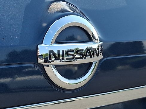 Used 2016 Nissan Rogue SV w/ SV Premium Package AWD/4WD image 31