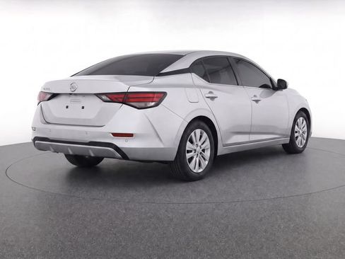 Used 2023 Nissan Sentra S FWD image 5