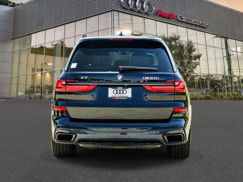 Used 2022 BMW X7 M50i w/ Dynamic Handling Package AWD/4WD image 3