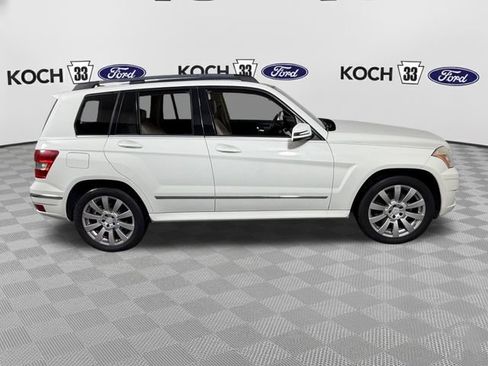 Used 2011 Mercedes-Benz GLK 350 4MATIC image 9