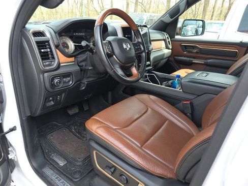 Used 2022 RAM 1500 Limited w/ Body-Colour Bumper Group image 2