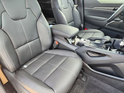 New 2025 Kia Telluride EX w/ EX Captain's Chair Package image 14
