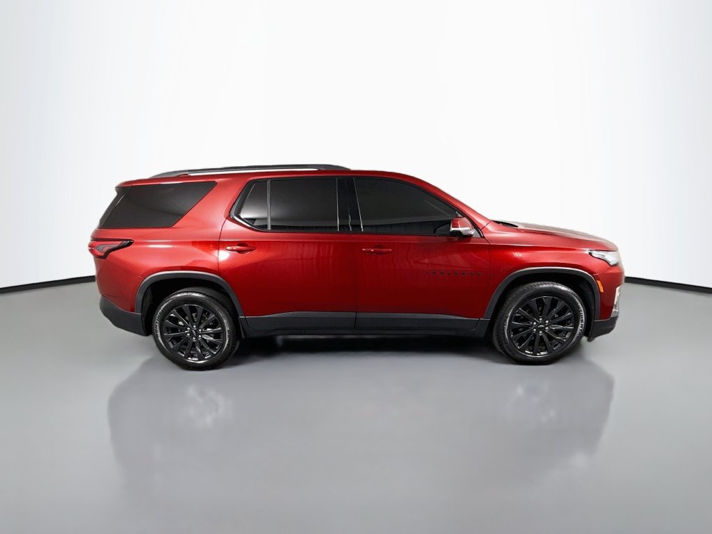 Used 2023 Chevrolet Traverse RS FWD image 8