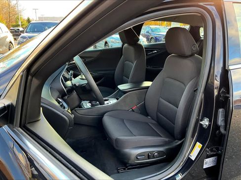 Used 2023 Chevrolet Malibu LT image 10