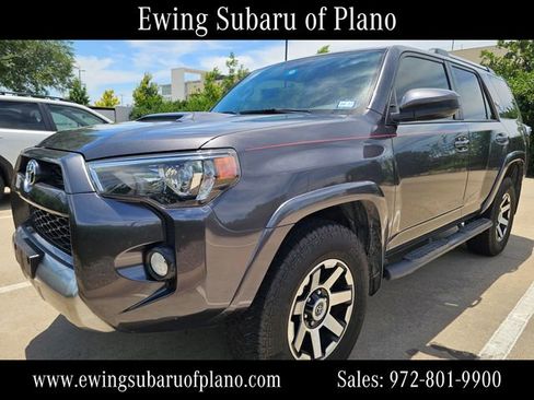 Used 2018 Toyota 4Runner TRD Off-Road AWD/4WD image 2