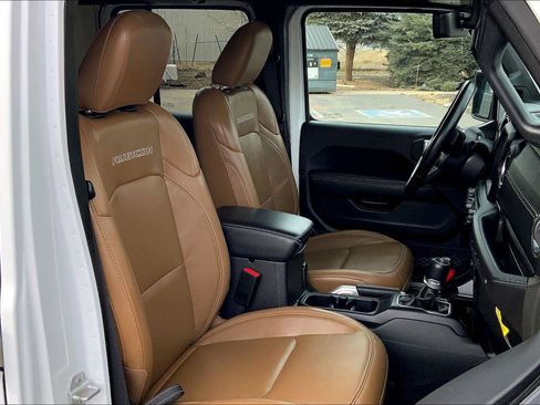 Certified 2022 Jeep Wrangler Unlimited Rubicon 4xe w/ Cold Weather Group image 7