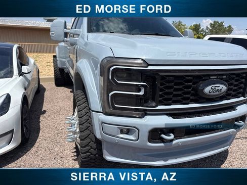 Used 2026 Ford F450 Platinum w/ FX4 Off-Road Package AWD/4WD image 13
