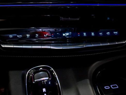 Used 2023 Cadillac Escalade V w/ LPO, ONYX Package image 36