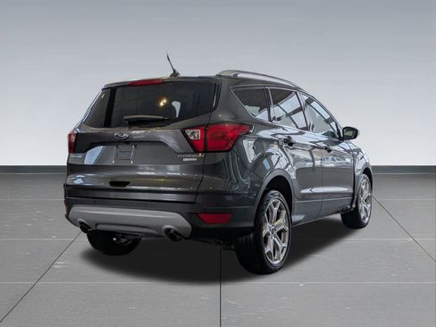 Used 2019 Ford Escape Titanium image 6