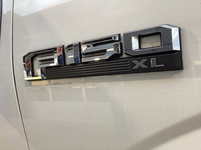 Used 2016 Ford F150 XL w/ Equipment Group 101A Mid RWD image 9