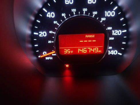 Used 2015 Kia Soul image 3