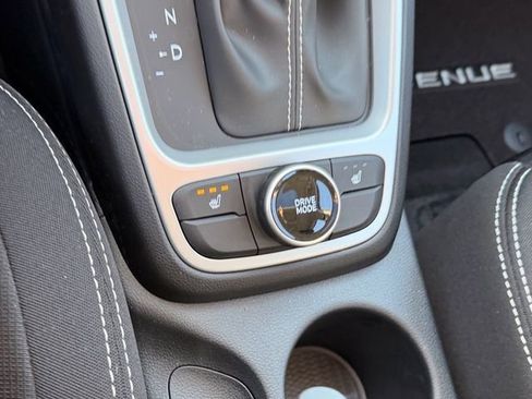 New 2026 Hyundai Venue SEL FWD image 24