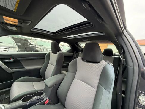 Used 2016 Scion tC FWD image 21