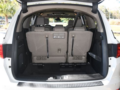 Used 2023 Honda Odyssey Elite image 19