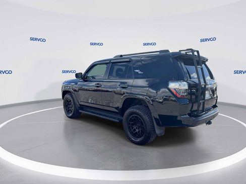 Used 2023 Toyota 4Runner TRD Off-Road Premium AWD/4WD image 6