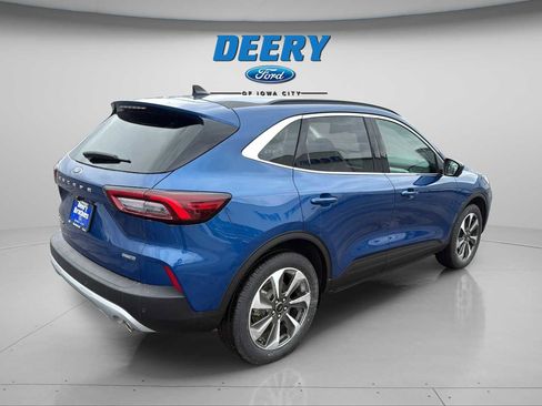 Used 2023 Ford Escape Platinum image 15