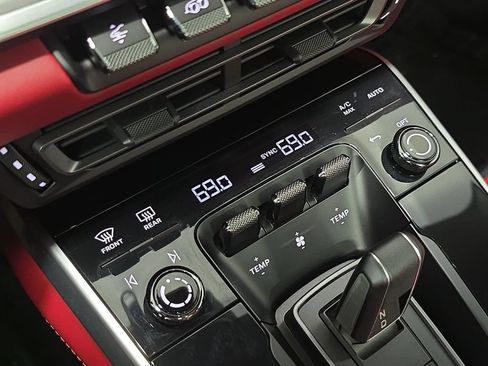 Certified 2025 Porsche 911 Turbo S AWD/4WD image 19