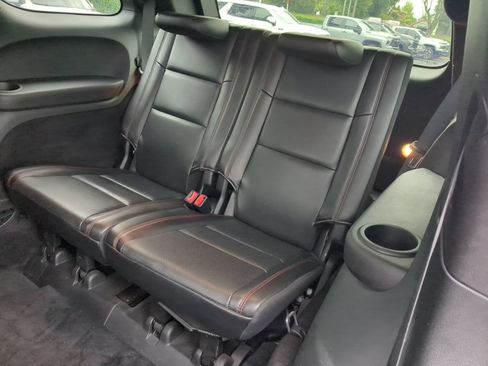 Used 2018 Dodge Durango R/T w/ Technology Group AWD/4WD image 32