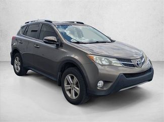 Used 2014 Toyota RAV4 XLE FWD video 3