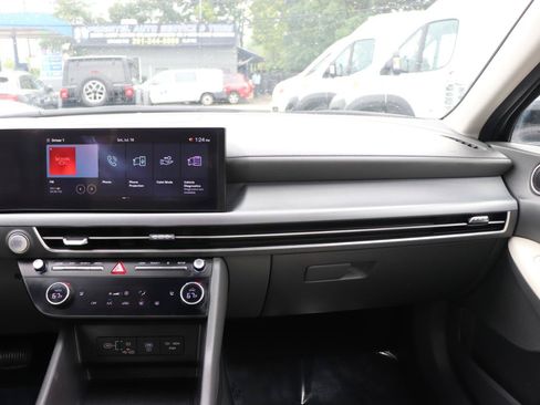 Used 2025 Hyundai Sonata SEL FWD image 18
