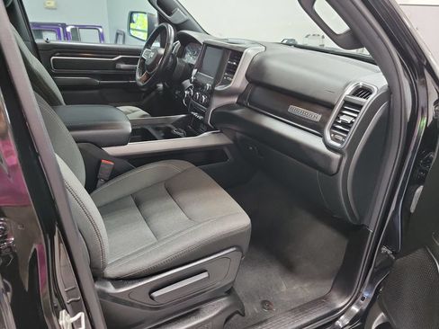Used 2024 RAM 1500 Big Horn AWD/4WD image 23