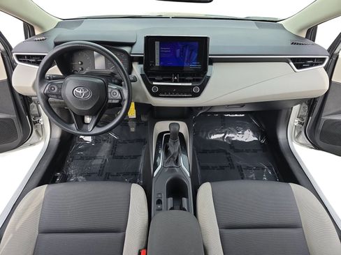 Used 2024 Toyota Corolla LE image 12