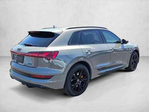 Used 2023 Audi e-tron Chronos w/ Chronos Package AWD/4WD image 5