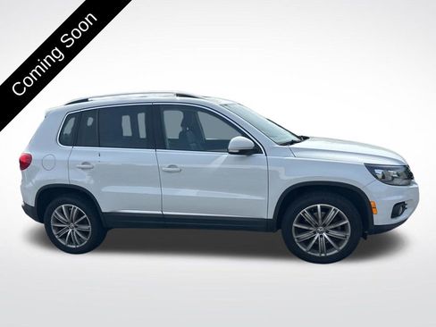 Used 2016 Volkswagen Tiguan SE AWD/4WD image 4