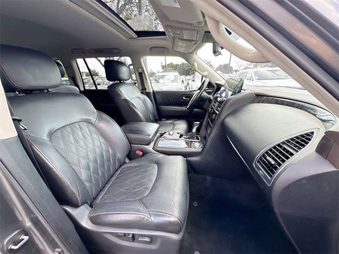 Used 2023 Nissan Armada Platinum w/ Captain's Chairs Package image 32
