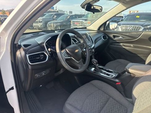 Used 2022 Chevrolet Equinox LT FWD image 11