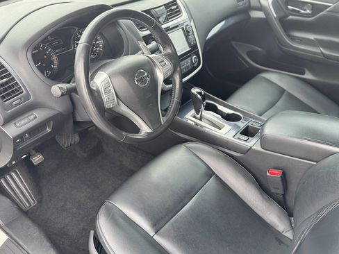 Used 2018 Nissan Altima 2.5 SR w/ SR Special Edition FWD image 7