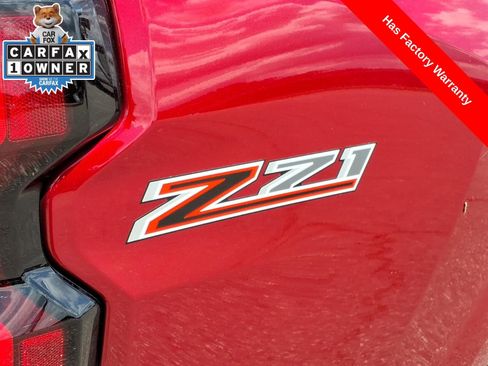 Used 2024 Chevrolet Colorado Z71 w/ Z71 Convenience Package 2 AWD/4WD image 9
