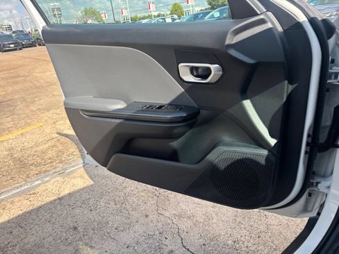 Used 2025 Kia K4 FWD image 15