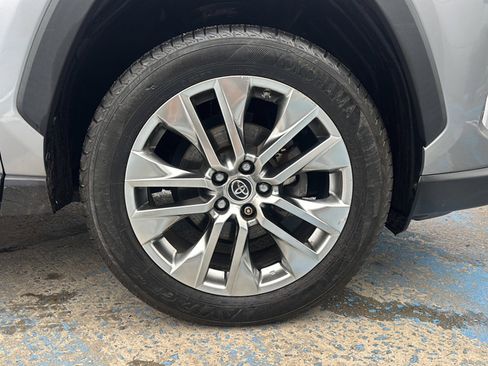 Used 2019 Toyota RAV4 XLE Premium w/ All Weather Liner Package image 45