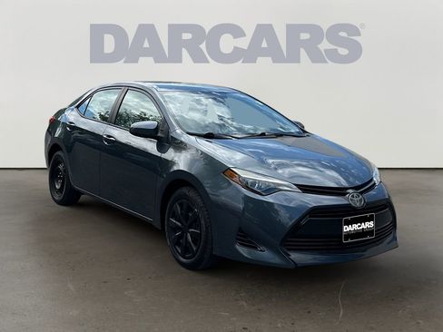 Used 2019 Toyota Corolla LE FWD image 1