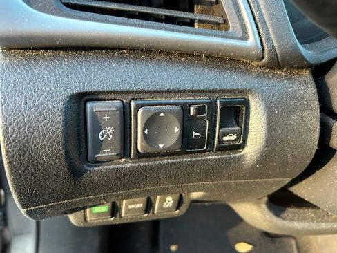 Used 2017 Nissan Sentra S w/ S Style Package FWD image 16