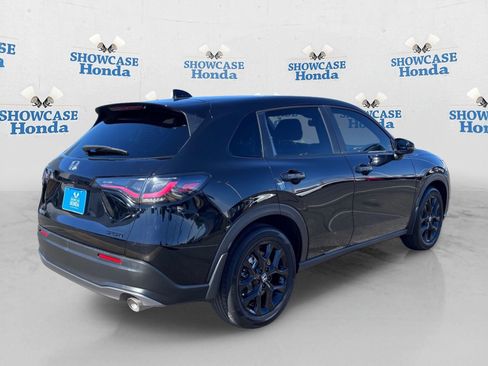 Certified 2025 Honda HR-V Sport image 8