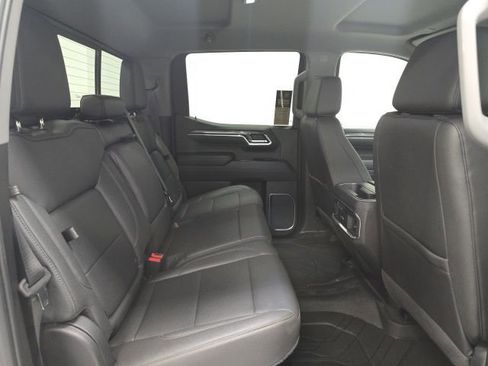 Certified 2022 Chevrolet Silverado 1500 LTZ w/ Technology Package image 27