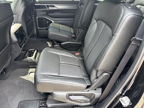 New 2026 Jeep Grand Wagoneer Limited AWD/4WD image 25