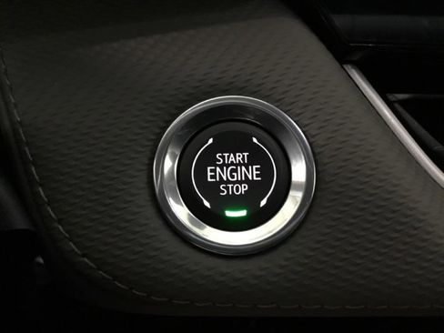 New 2026 Chevrolet Equinox LT w/ Convenience Package II image 38