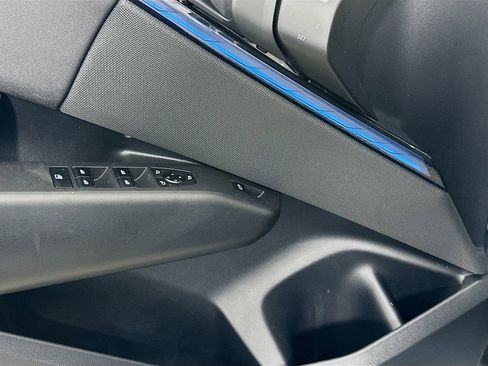 Used 2025 BMW X3 xDrive30i w/ M Sport Package image 18