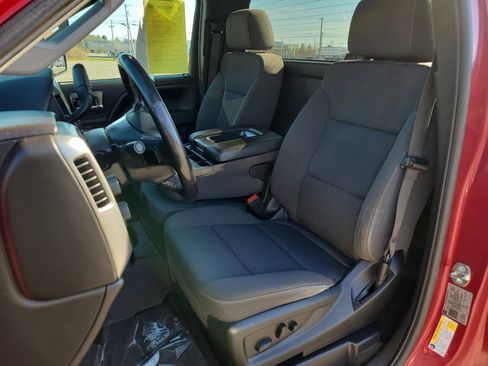 Used 2018 Chevrolet Silverado 1500 LT w/ LT Convenience Package AWD/4WD image 14