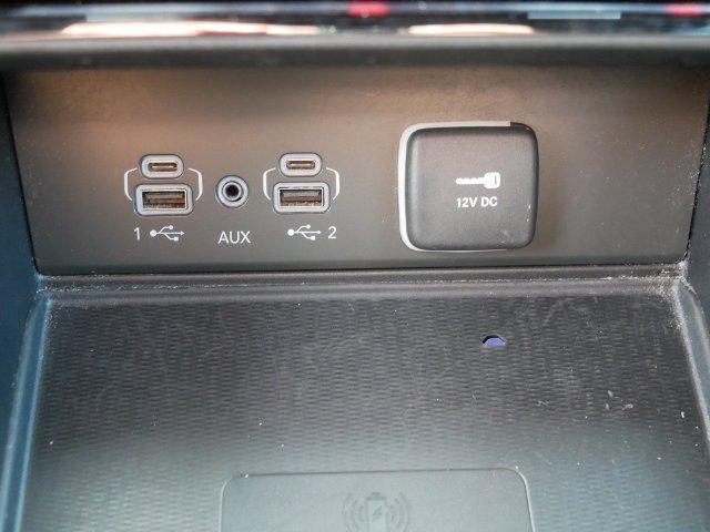 Used 2024 Jeep Grand Cherokee Altitude AWD/4WD image 28