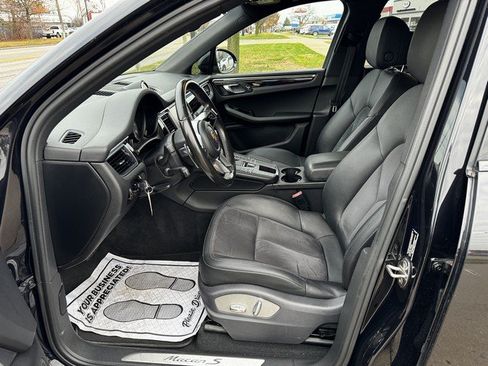 Used 2015 Porsche Macan S AWD/4WD image 9