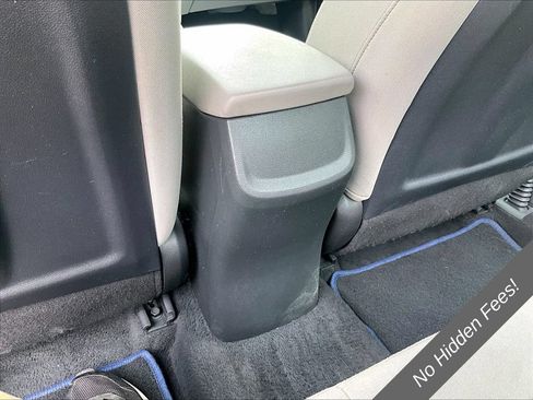 Used 2020 Hyundai Elantra SEL FWD image 27