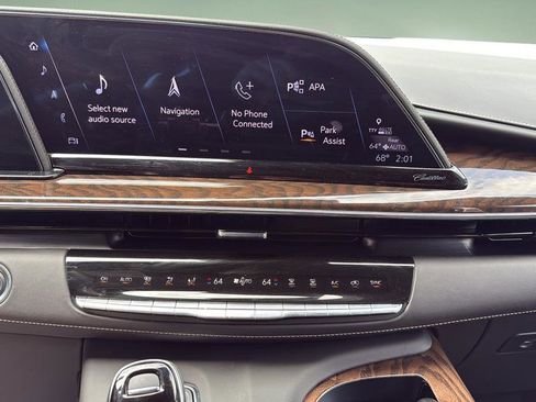 Certified 2024 Cadillac Escalade ESV Sport Platinum w/ LPO, ONYX Package AWD/4WD image 39